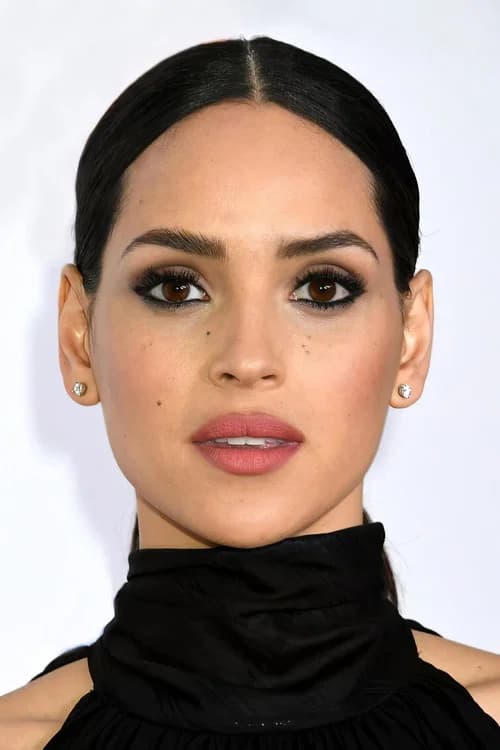 Adria Arjona